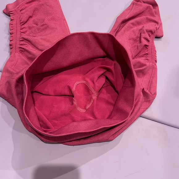 Lululemon in the flow seamless Pink crop leggings 8 - Picture 8 of 9